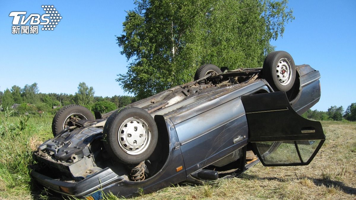 這一哭聲好悅耳!美嬰兒翻車後受困 CPR救回一命