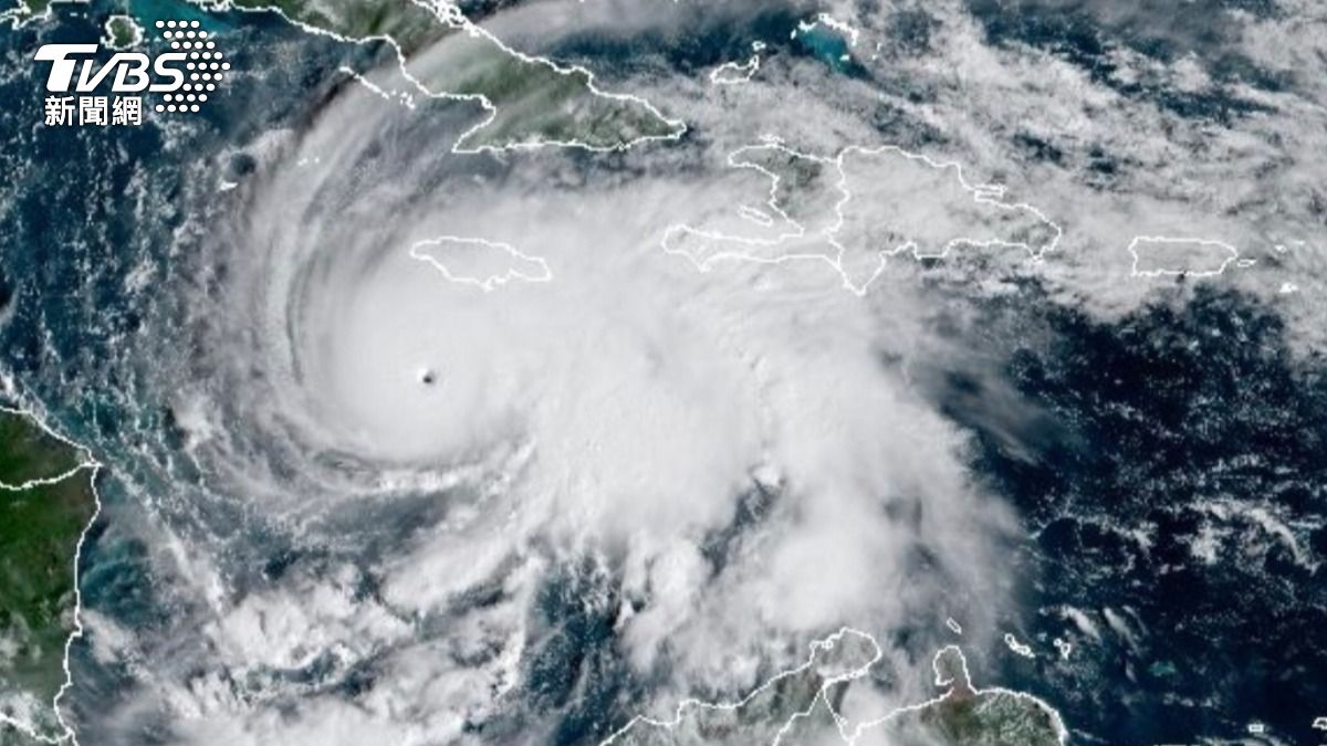 今年最強! 5級颶風「梅麗莎」直撲牙買加 恐釀災難性破壞