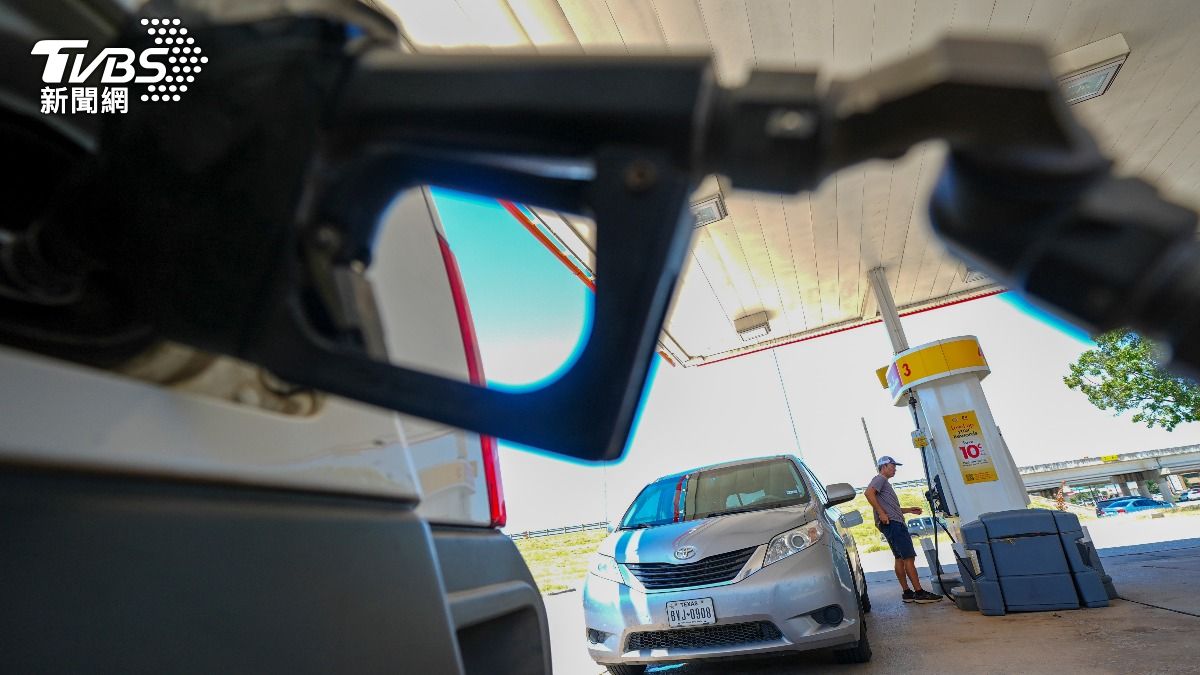 國際油價下跌!石油供應過剩疑慮加深 美制裁俄油漲勢消退