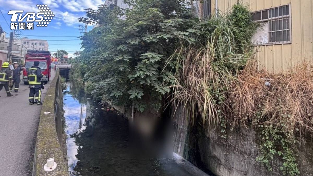 快訊/台中死亡悲劇!未滿月嬰兒疑遭丟棄 漂浮2米排水溝亡