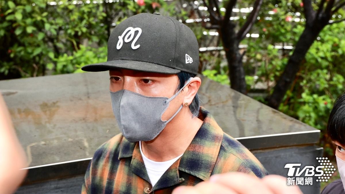 坤達閃兵暫掰《綜藝玩很大》電視台認了:影響觀感 代班人選出爐!