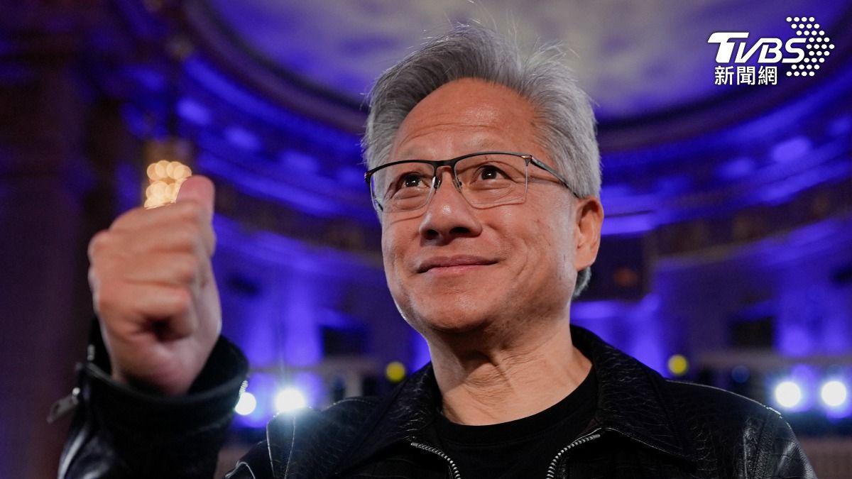 輝達市值飆破5兆美元！黃仁勳身價暴增　登《彭博》富豪榜前十