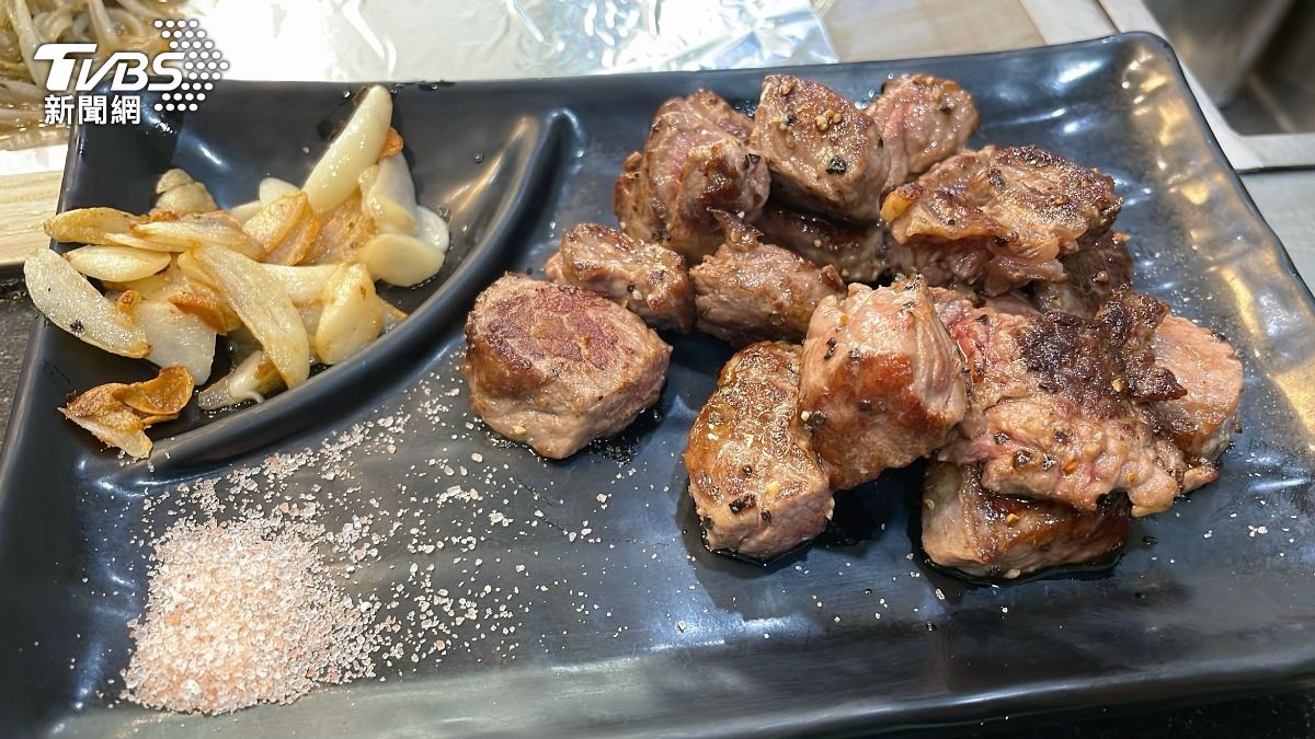 吃太油太甜易腹脹?醫揭「右上腹痛」 恐是膽結石警訊!