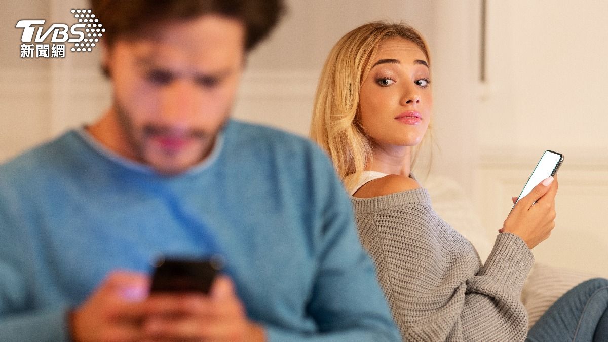 Threads掀戰!揭「最容易劈腿星座Top5」 獅子被逮還嘴硬