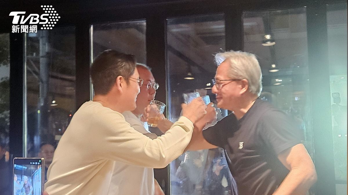 吃完炸雞宣布重磅消息　黃仁勳:讓南韓擁最強大GPU