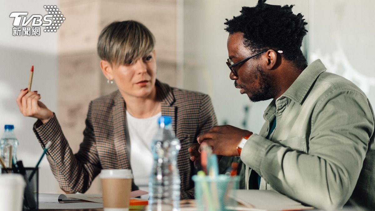 【唐綺陽星座運勢週報11/3-11/9】金牛遇大考驗 獅子戀情火花四射