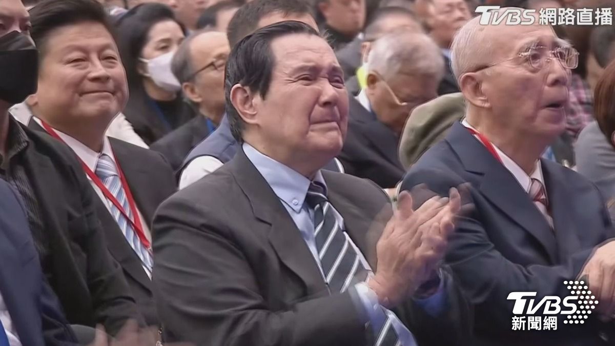 國民黨新主席來了!鄭麗文喊「我們會是台灣王者」 馬英九聽到哭