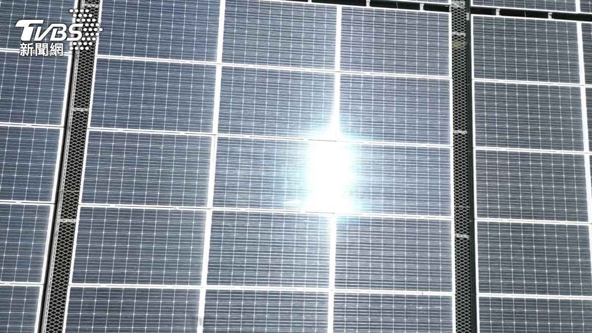 一地多用救缺地困境!太陽能轉換效率破10% 農電共生成新契機