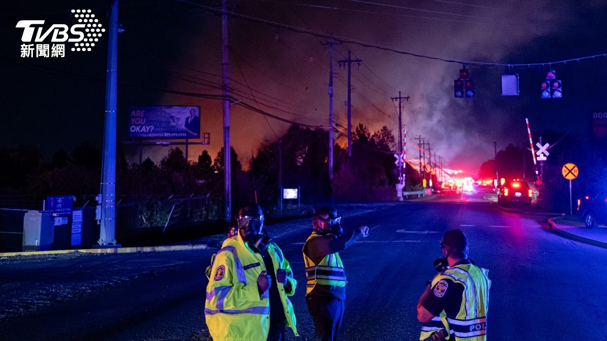 有片／UPS貨機起飛前就起火、離地不到10秒墜　疑引擎故障釀禍