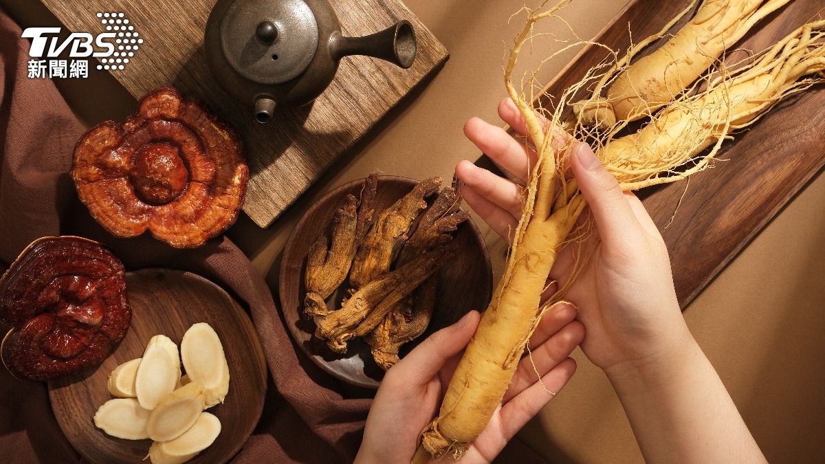 不是中風!7旬翁術後亂煎草藥 「臉歪嘴斜」昏迷3天險喪命