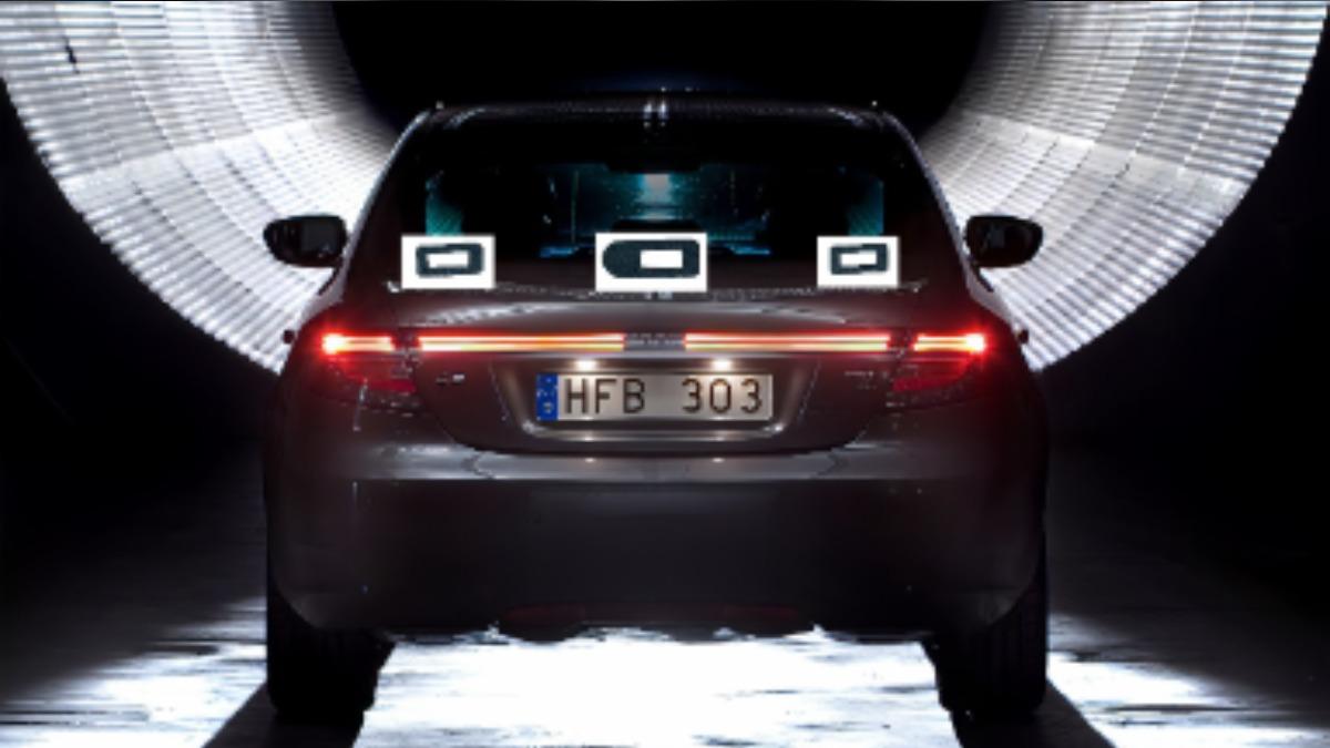 Saab車主笑了！商富汽車推尾燈改良方案　網友狂讚：太扯了