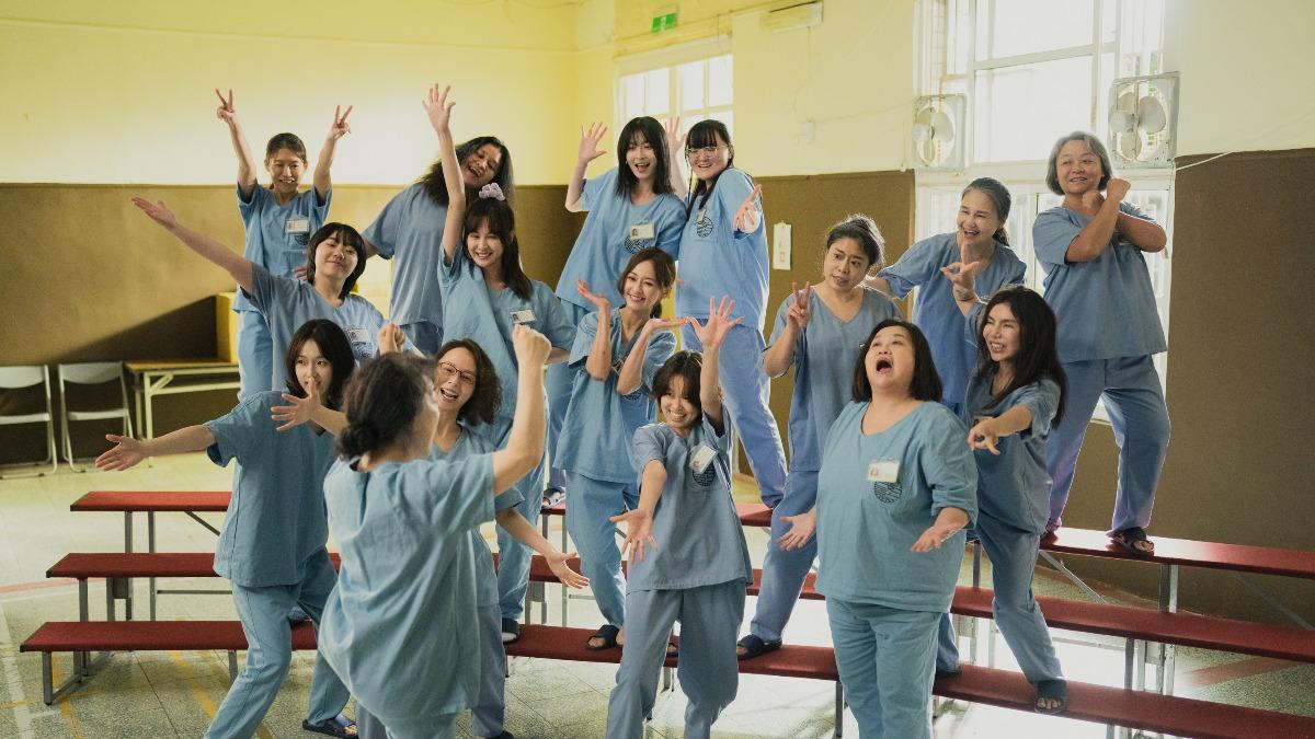 《陽光女子合唱團》正式超車《海角七號》18年紀錄! 登頂台灣影史票房冠軍