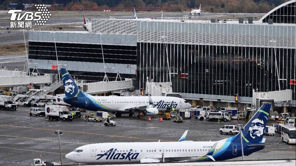 每天取消4500航班! 政府關門36天 美國40座機場砍10%航班