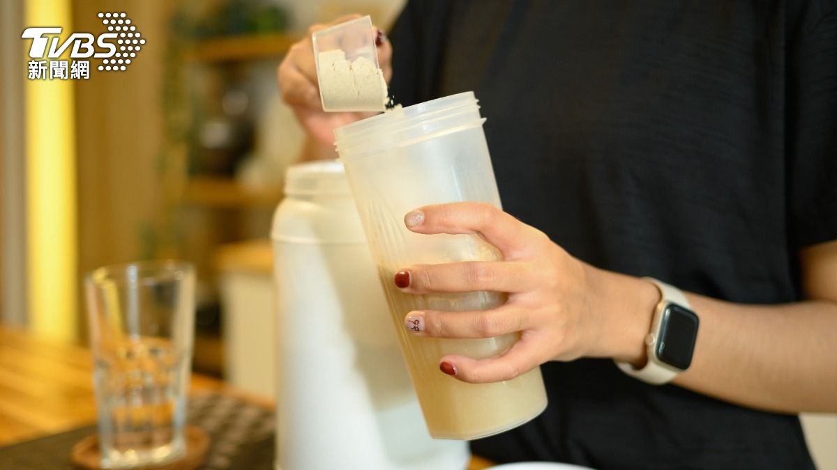 扯！熱銷蛋白粉「以陸亂美」　她竄改效期爽賺健身族141萬