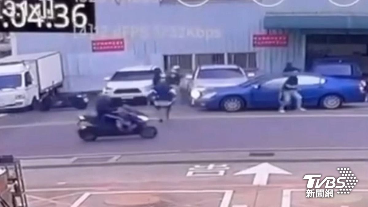 詐團假冒鄰居騙110萬 新北警逮鴛鴦車手鳴槍壓制