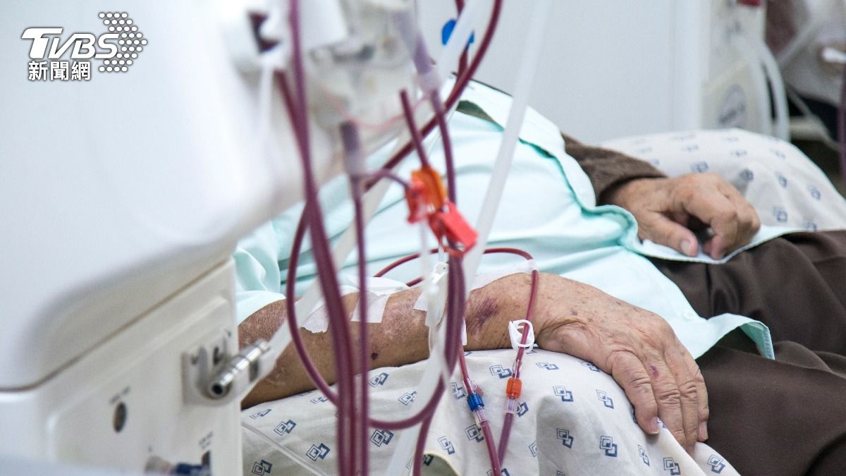 腎友照護升級!居家血液透析納入健保 放寬新冠抗病毒口服藥