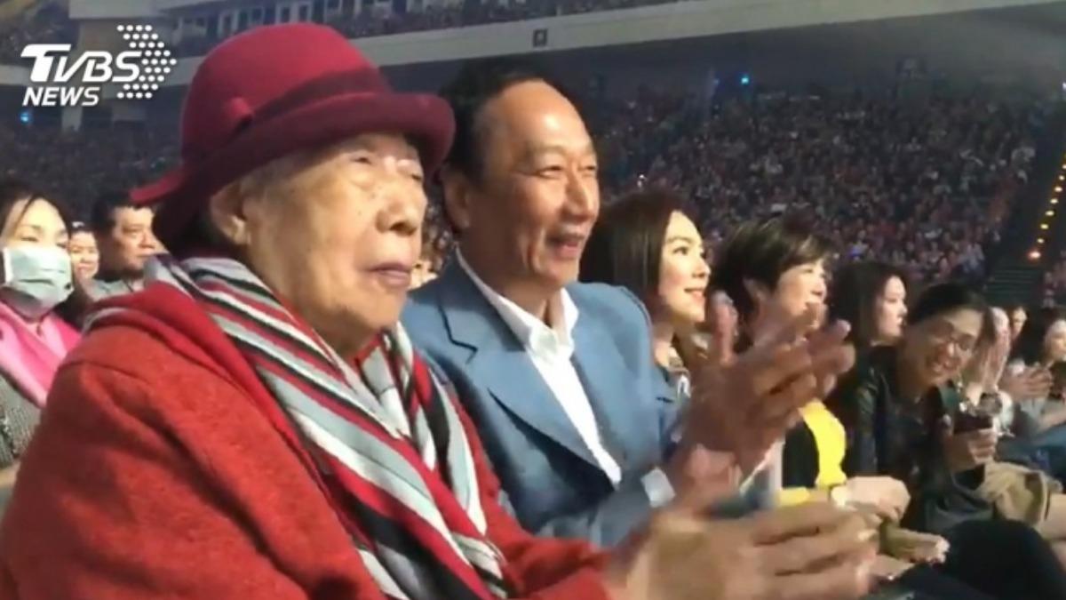 郭台銘母親「百歲秘訣」曝光!天天喝1飲品 中醫師讚推