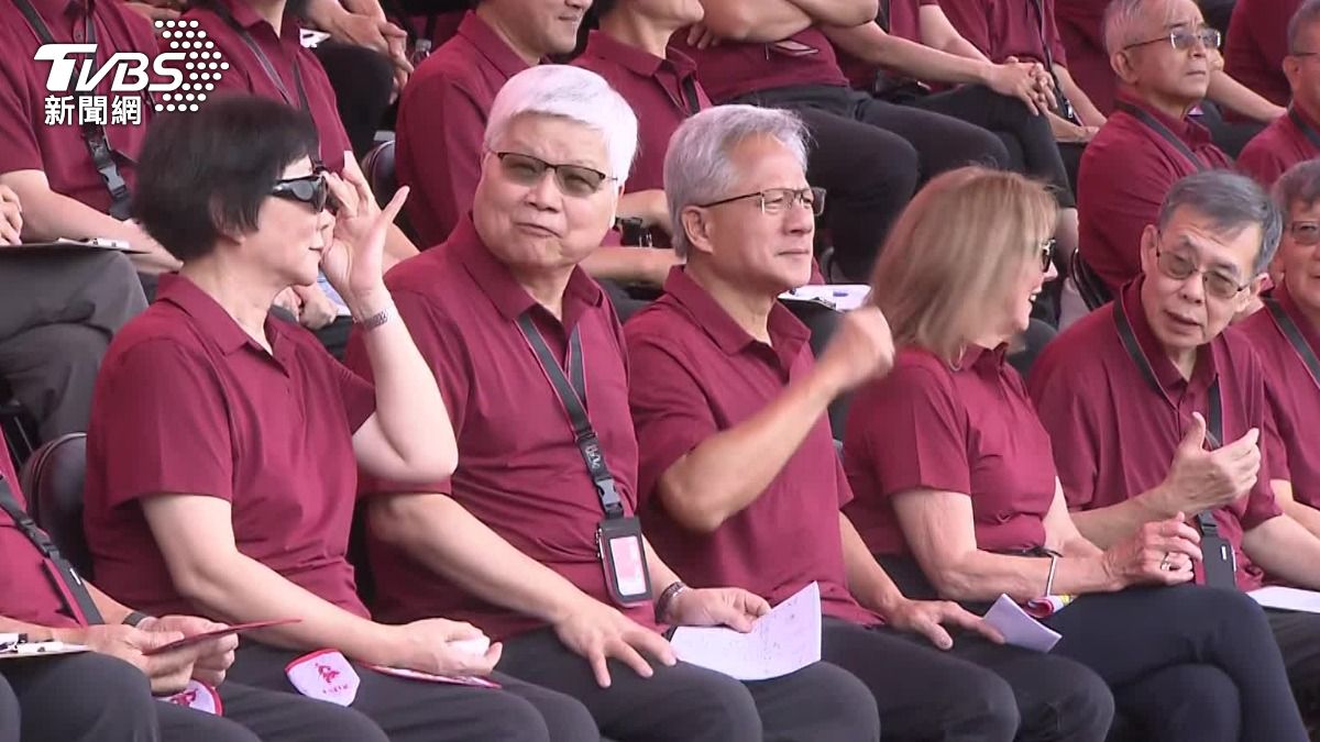 黃仁勳現身台積電運動會!比照總統級維安 嘆無緣美食農曆年再訪