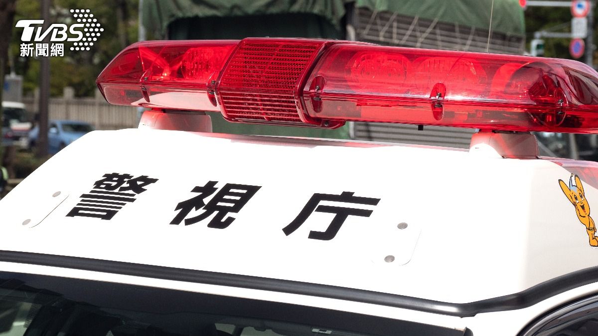 獨自值勤傳憾事!日32歲警「頭部中彈」倒血泊 派出所內被發現