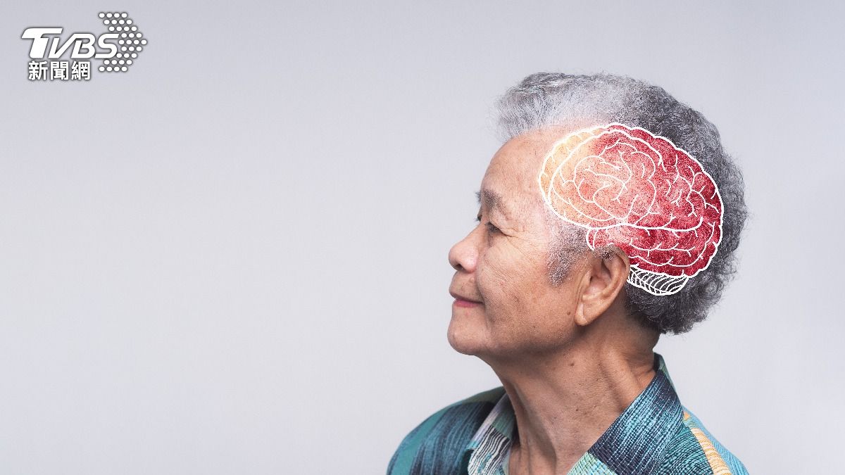 憂失智?哈佛大學揭「鋰」可延緩阿茲海默症 專家:7食物要多吃