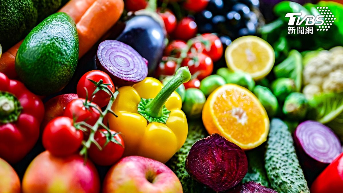 菜吃太少老得快!專家推每週2天「彩色蔬果日」 促排毒、抗發炎