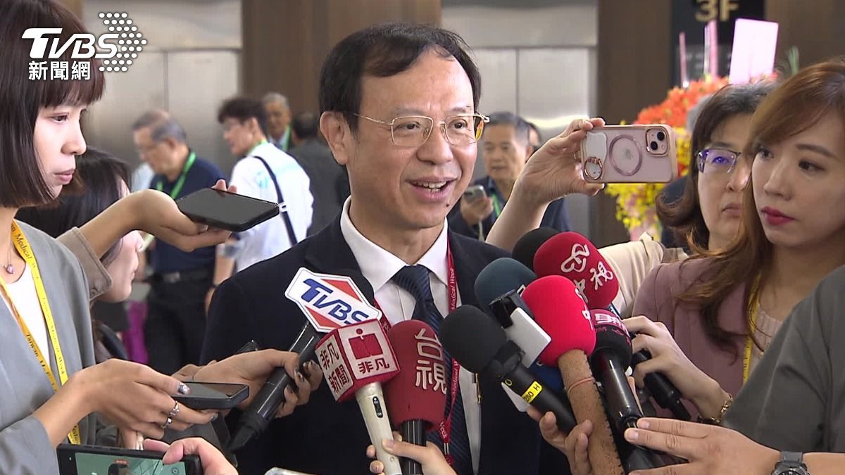 校園施打流感疫苗不可挑廠牌？ㅤ石崇良強調︰效果相同