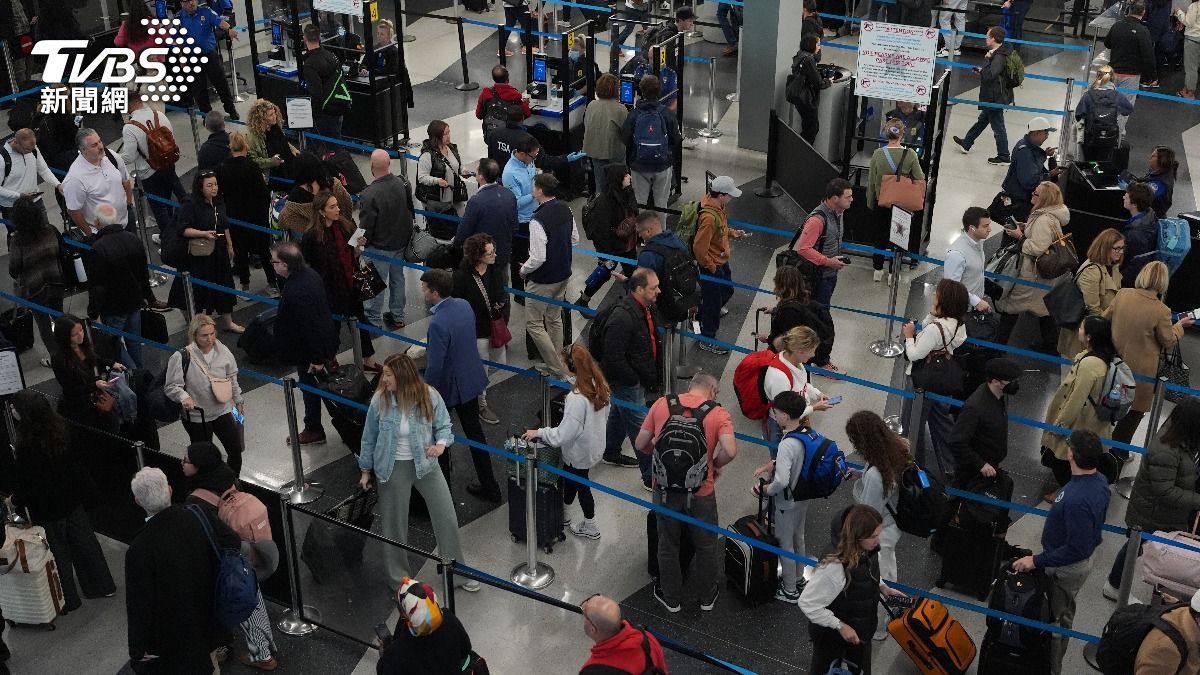 政府關門惹禍！　美40機場大砍1200班機　民眾改租車出行