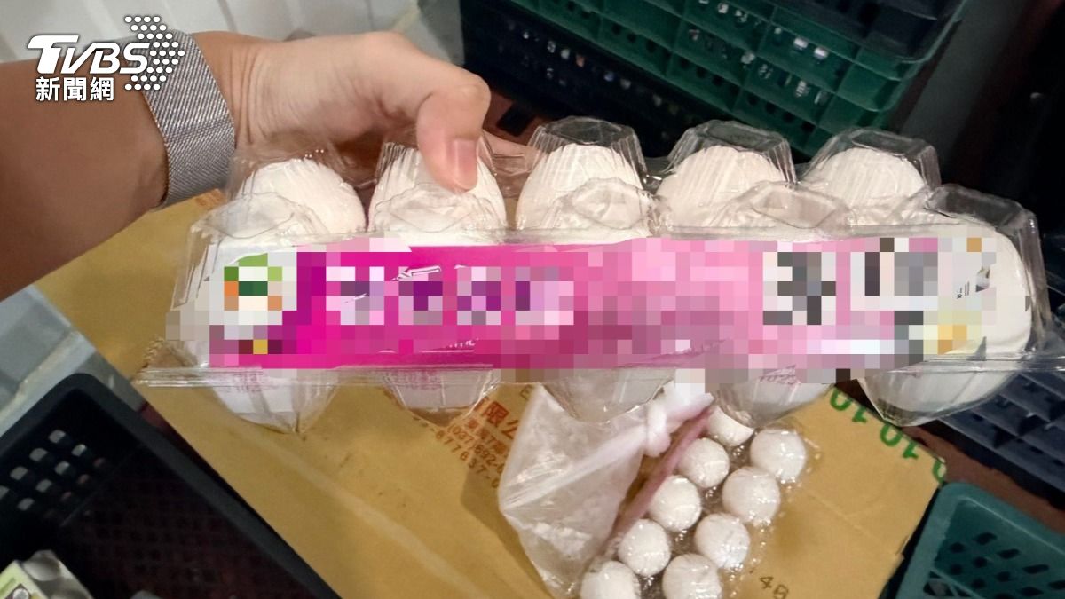 高雄鳳山大全聯進貨242盒問題雞蛋,賣出超過2百盒,卻無主動告知顧客退貨,遭衛生局開罰。(圖/TVBS) 高雄鳳山大全聯進貨242盒問題雞蛋,賣出超過2百盒,卻無主動告知顧客退貨,遭衛生局開罰。(圖/TVBS)