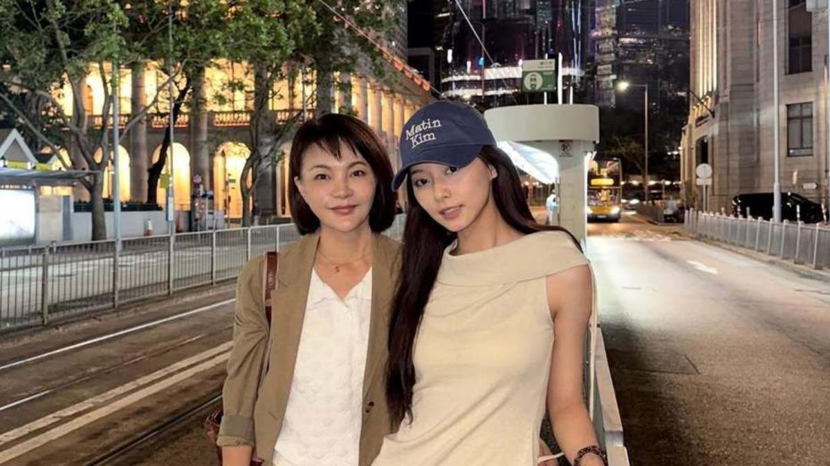 子瑜巡演跟緊緊！母女近照曝光　凍齡美貌被讚「媽媽也能出道」