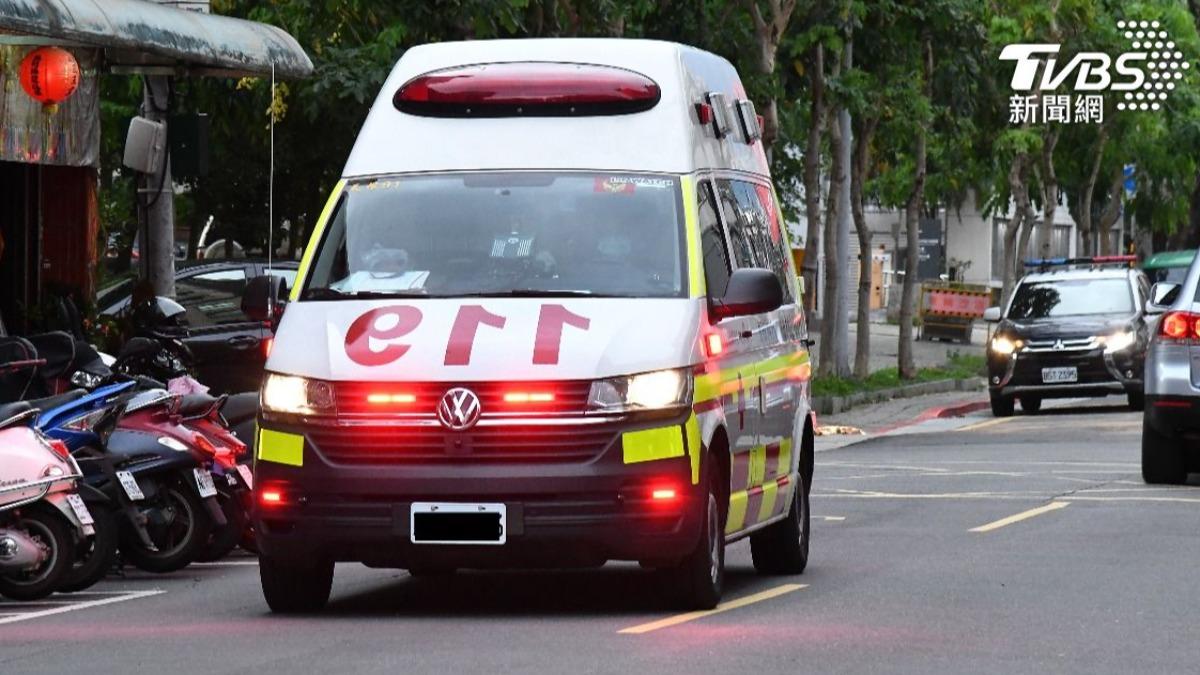 快訊／新北大橋嚴重事故！騎士疑自摔「無呼吸」　命危搶救中
