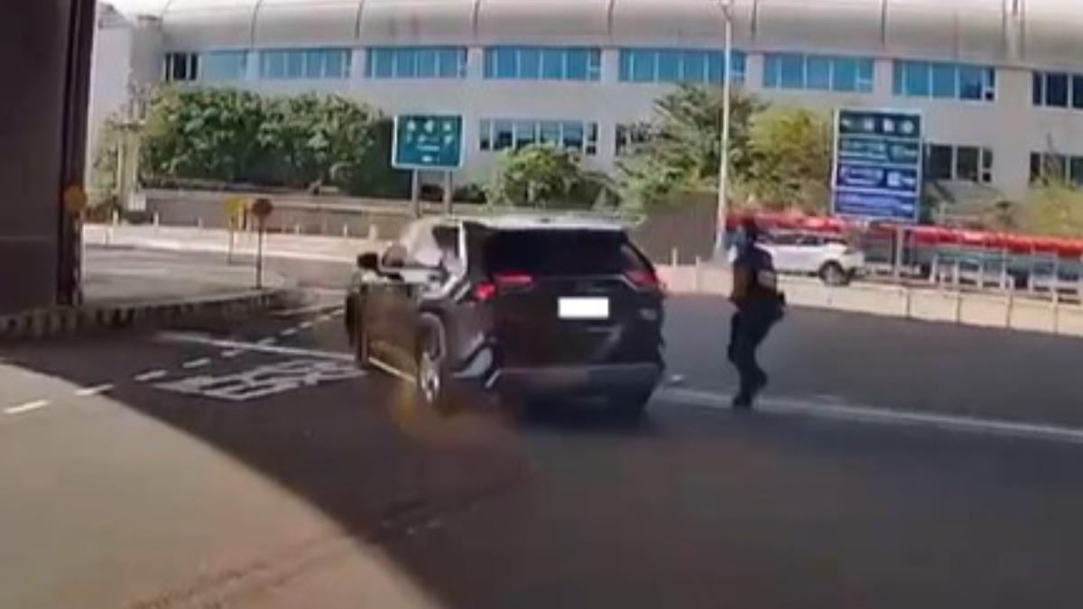 桃園機場又現「黃牛車」!司機違規載客被發現 鬼切左轉加速逃