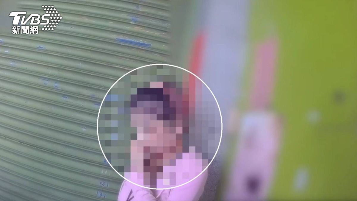 粉衣女取款11次竟辯「只在解任務」!警逮詐團車手搜出「這物品」