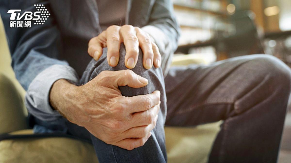 8旬翁膝蓋痛10年!沒換膝靠1療法痛感減8成 行走能力也恢復