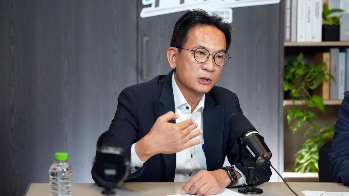 點名郭信良遭起訴 林俊憲喊「綠能掃黑」:黑狗偷吃、白狗受罪