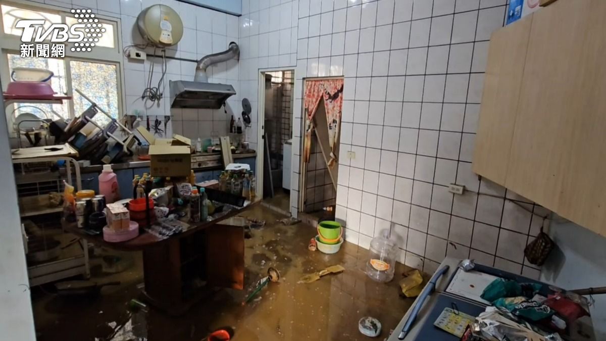 鳳凰暴雨重創蘇澳!千戶居民憶「梅姬夢魘」 分洪道進度慢惹民怨