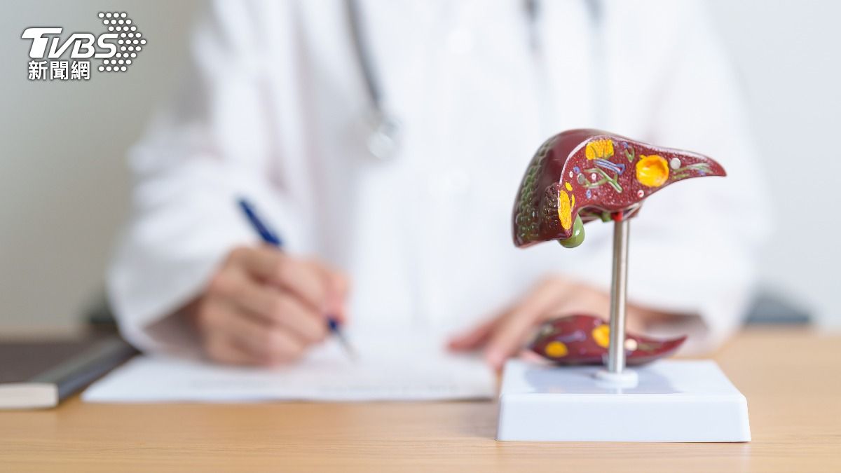 不胖卻有脂肪肝?醫曝日常「3大惡習」是真兇:熬夜比吃油更傷