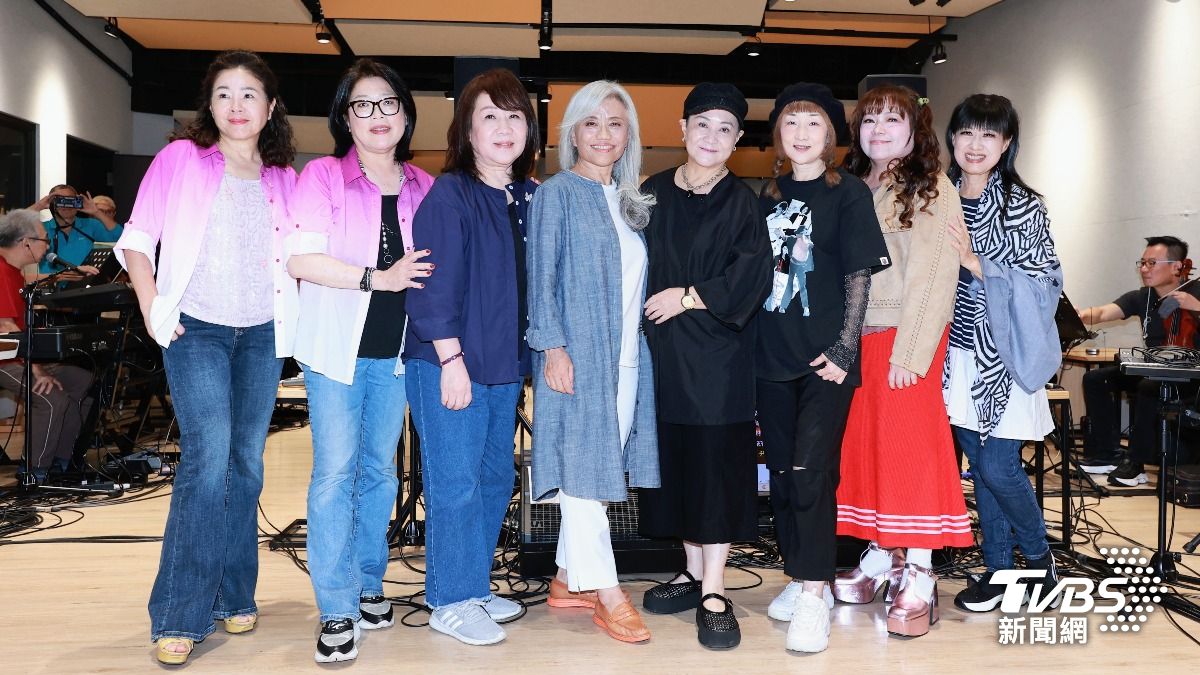 玉女歌手隱退歌壇露面了！一頭白髮現況曝光　定居美國種田