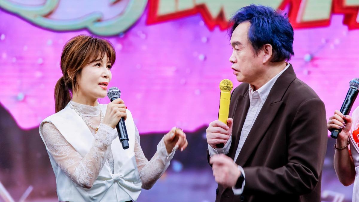 康康主持棒不保?蔡秋鳳脫口「沒有你更好」不忍了 逼他急求饒