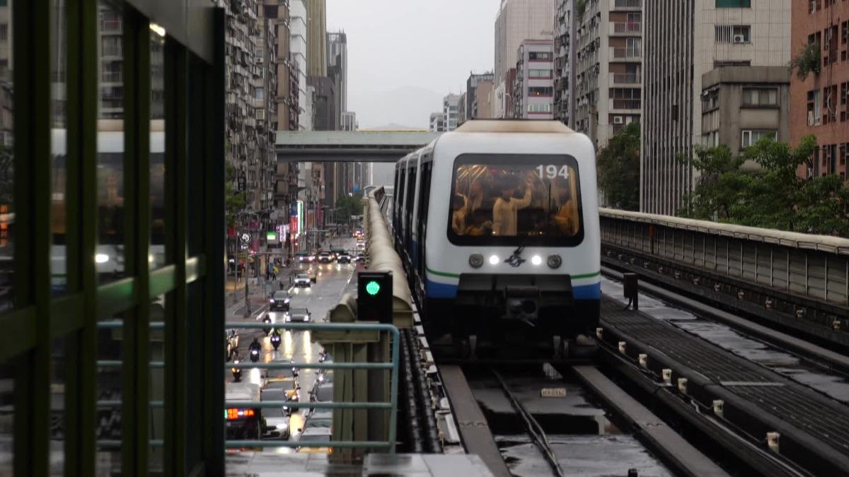 Taipei Metro’s Wenhu Line faces mounting reliability crisis