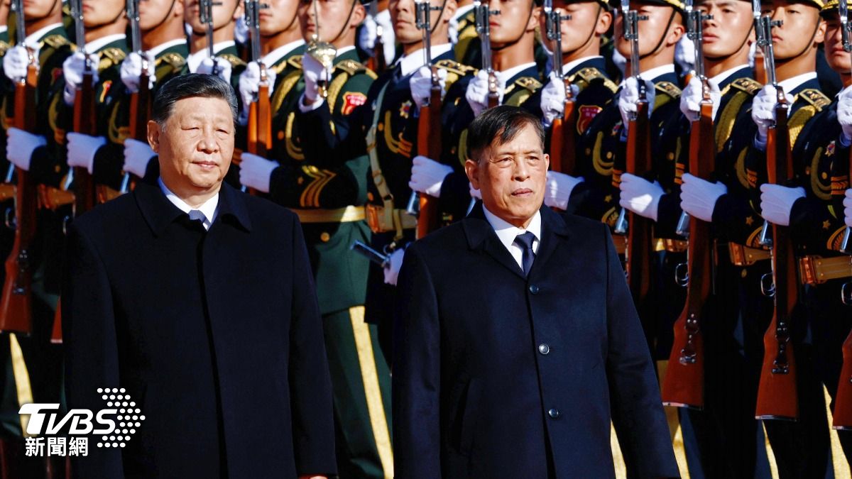 習近平會見泰王稱「中泰一家親」：將推鐵路項目、擴大AI合作