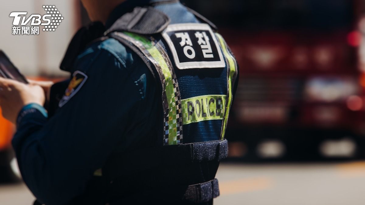 韓物流中心大火 出動6架消防直升機高空救災