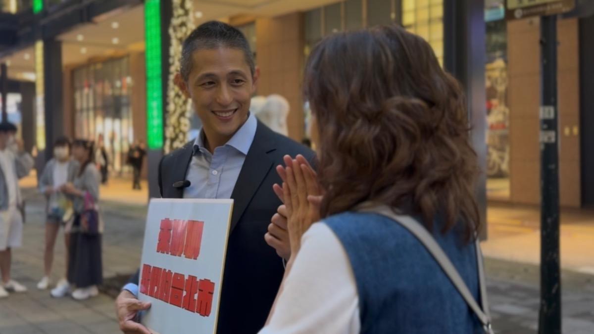 北市長選舉開跑 吳怡農現身信義區街訪:歡迎來跟我打招呼