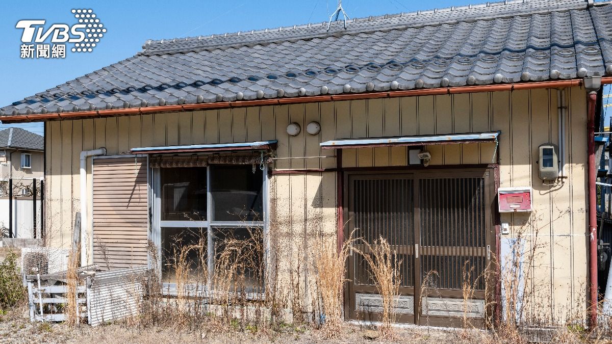 日少年「試膽闖空屋」挖出1億日圓 竟拿去買喪屍煙彈