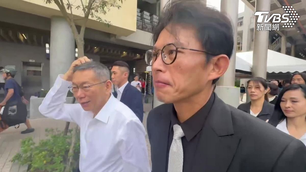 獨/2026藍白合新進展!鄭麗文掌黨魁首與柯文哲、黃國昌同場互動曝