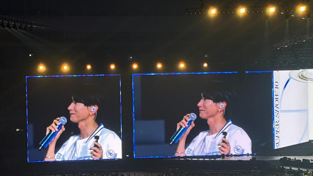 直擊／E.L.F.真的太狂！出動「無人機應援」　SJ傻眼淚崩：要瘋了