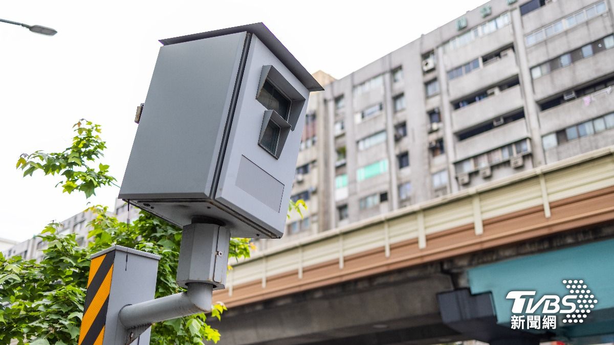 加國1省廢測速!網紅批台狂插相機「斂財」不治本:要你錢還賠命