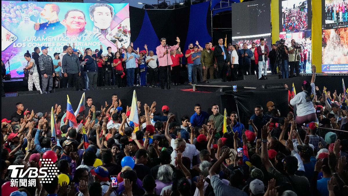 美擬攻擊委國 川普稱已拿定主意 馬杜洛高唱反戰曲