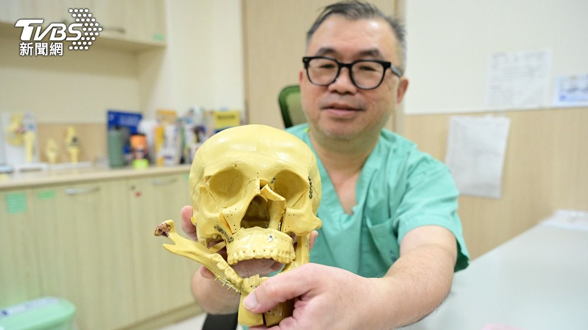 建築工5米墜落臉腫成氣球!醫修復成功 他淚喊:終於敢照鏡子