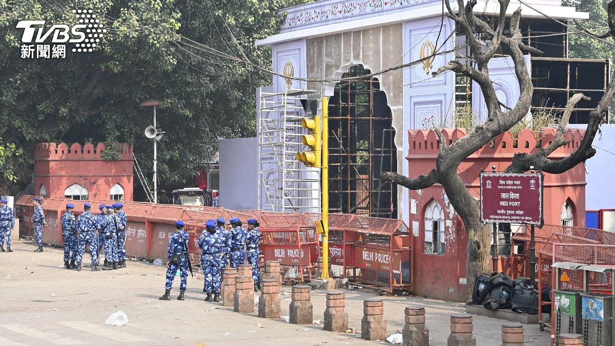 印度紅堡爆炸案逾10死!當局擴大搜查 突襲新德里25處