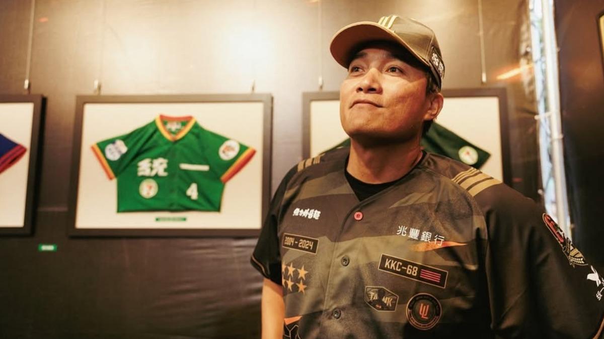 中執／突任三壘指導教練！高國慶憂「從小沒當過」　親曝餅總想法